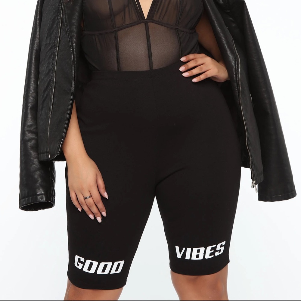 COPY - New Good vibes biker shorts 1X